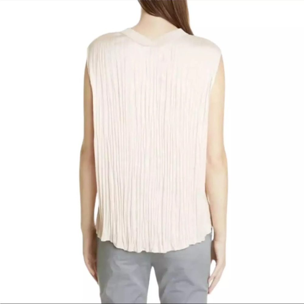 NWT VINCE Crushed Sleeveless Double V-neck Blouse - Picture 2 of 9